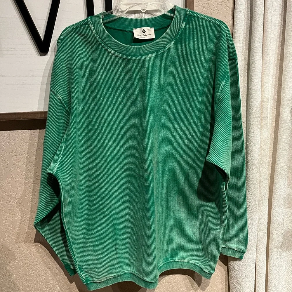 Sweatshirt women’s green sweater - Picture 2 of 5